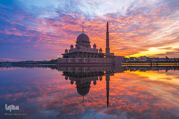 مسجد صورتی مالزی