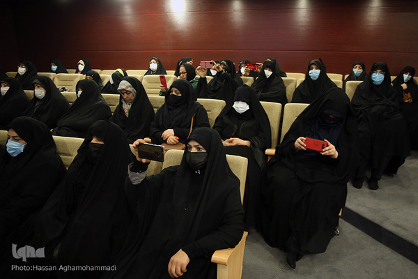 محفل انس باقرآن جامعه قرآنی در آستانه چهل و سومین سالگرد پیروزی انقلاب اسلامی