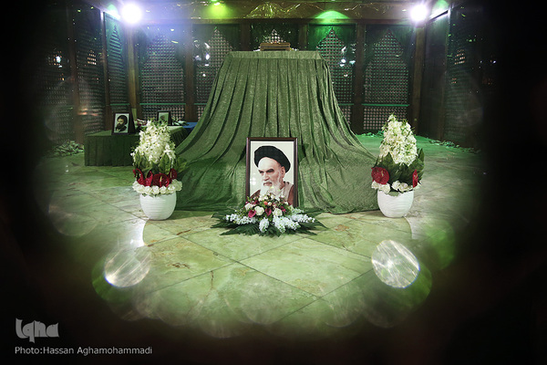 مراسم تجدید میثاق جامعه قرآنی با آرمان‌های بنیانگذار کبیر انقلاب اسلامی