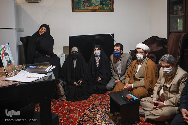 مراسم دیدار با چهار مادر قرآن و خانواده شهید