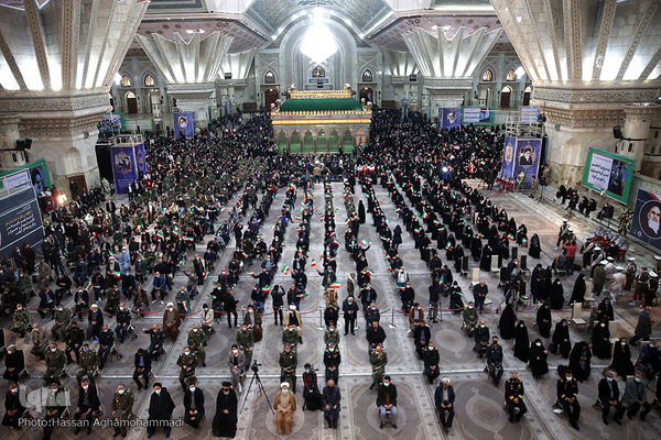مراسم بزرگداشت چهل‌وسومین سالگرد ورود امام خمینی(ره) به میهن اسلامی در حرم مطهر  بنیانگذار جمهوری اسلامی