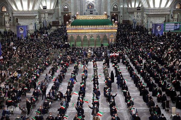 مراسم بزرگداشت چهل‌وسومین سالگرد ورود امام خمینی(ره) به میهن اسلامی در حرم مطهر  بنیانگذار جمهوری اسلامی