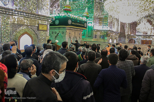 حرم شاهچراغ در سوگ باب‌الحوائج(ع)