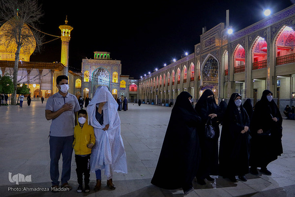 حرم شاهچراغ در سوگ باب‌الحوائج(ع)