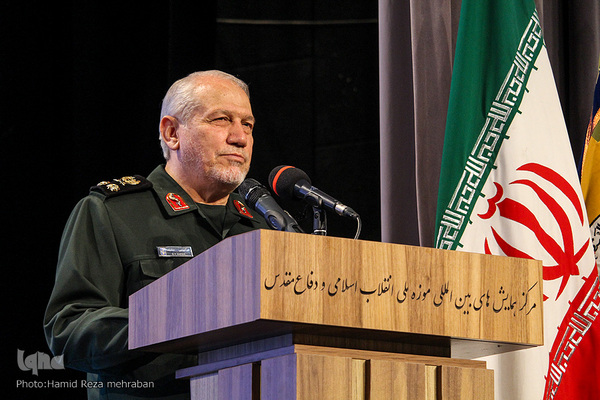 مراسم رونمایی از دستاوردهای علمی و پژوهشی پژوهشگاه علوم و معارف دفاع مقدس