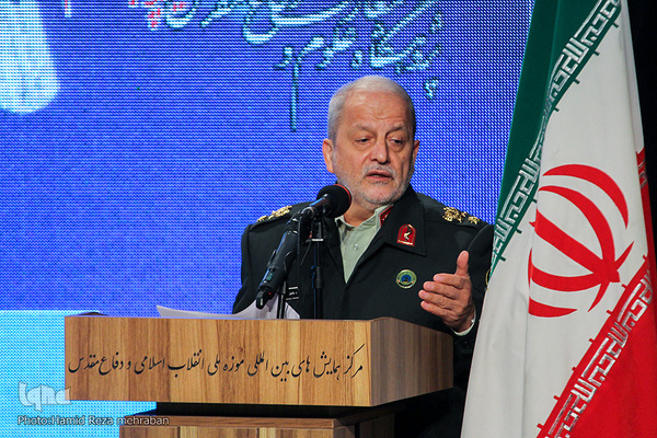 مراسم رونمایی از دستاوردهای علمی و پژوهشی پژوهشگاه علوم و معارف دفاع مقدس