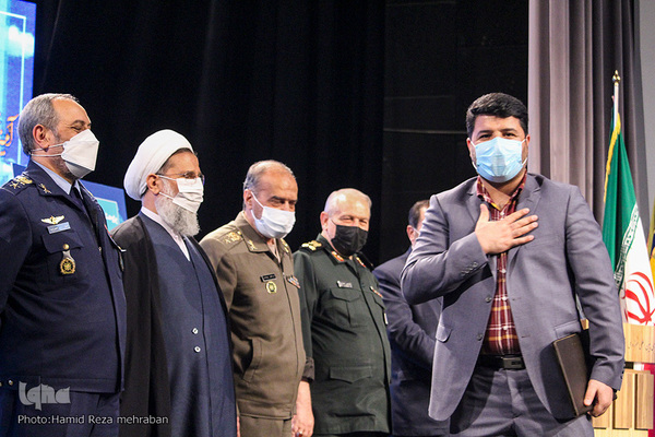 مراسم رونمایی از دستاوردهای علمی و پژوهشی پژوهشگاه علوم و معارف دفاع مقدس