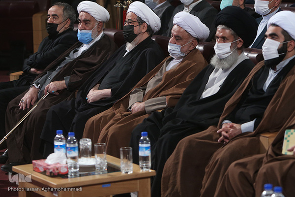 مراسم تجلیل از مقام علمی آیت‌الله صافی گلپایگانی(ره) مرجع فقید شیعه