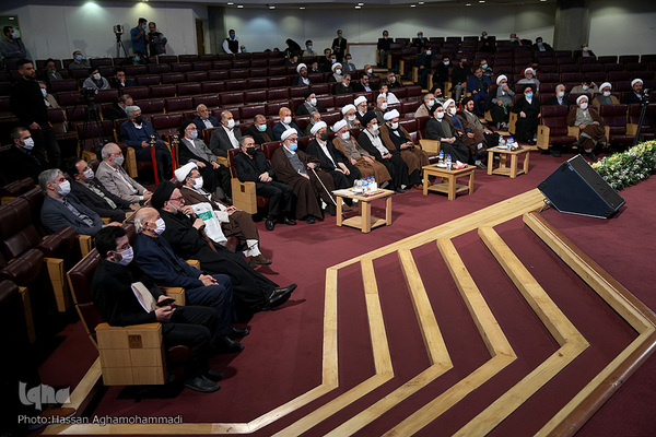 مراسم تجلیل از مقام علمی آیت‌الله صافی گلپایگانی(ره) مرجع فقید شیعه