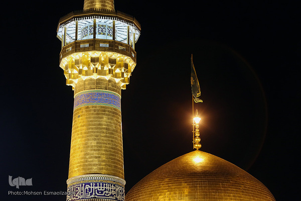 لحظه تحویل سال ۱۴۰۱ در حرم مطهر رضوی