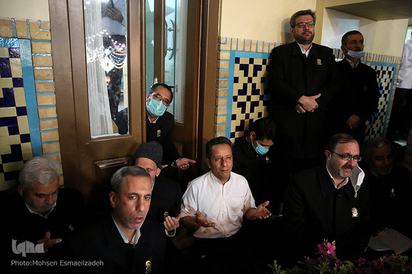 لحظه تحویل سال ۱۴۰۱ در حرم مطهر رضوی