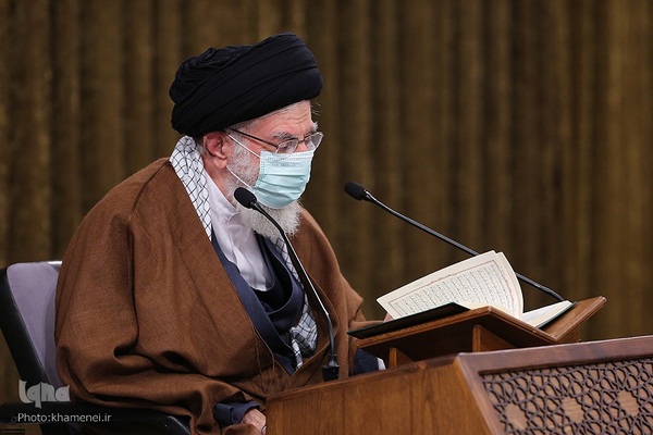 مراسم انس با قرآن در اولین روز ماه مبارک رمضان در حسینیه امام خمینی(ره)