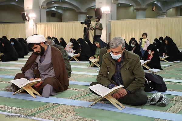 جزءخوانی قرآن در مصلی تبریز‎‎