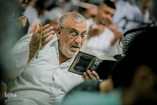 جزءخوانی قرآن کریم در آستان مقدس علوی