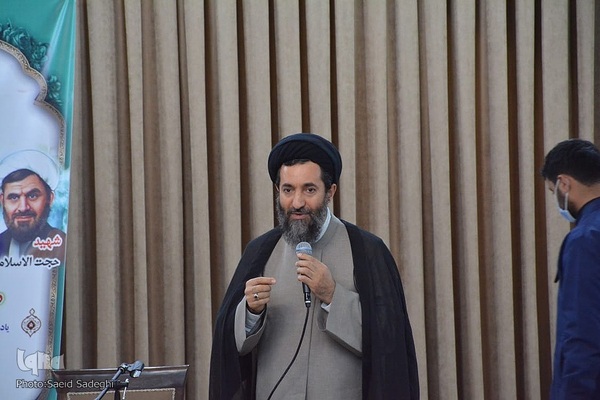 محفل انس با قرآن یادبود شهدای حرم رضوی‎‎