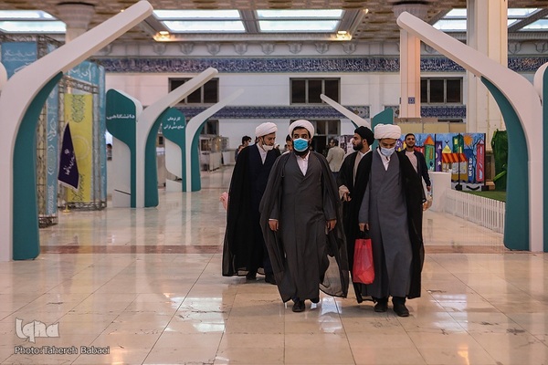 اولین شب نمایشگاه قرآن