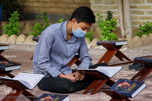 محفل انس با قرآن در خانه موزه شهید مدرس