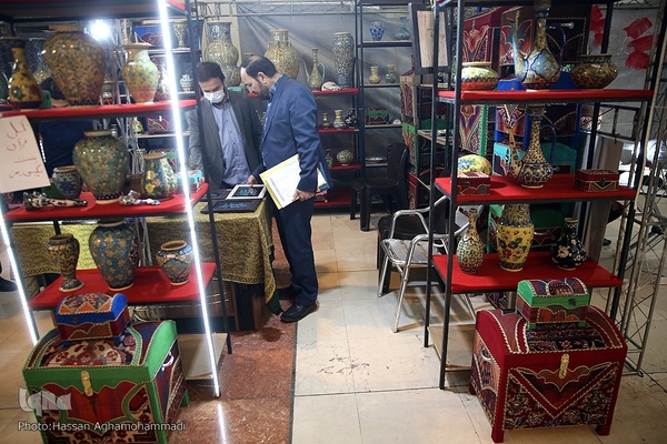 بخش آثار فرهنگی و صنایع دستی قرآنی نمایشگاه بین المللی قرآن کریم