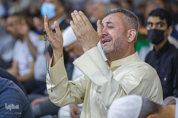 قرار بندگی؛ احیای شب نوزدهم رمضان در آستان مقدس کاظمیه