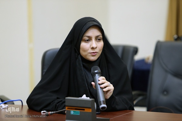 محفل انس با قرآن کریم از سوی شواری مشورتی بانوان معاونت قرآن و عترت وزارت فرهنگ وارشاد اسلامی