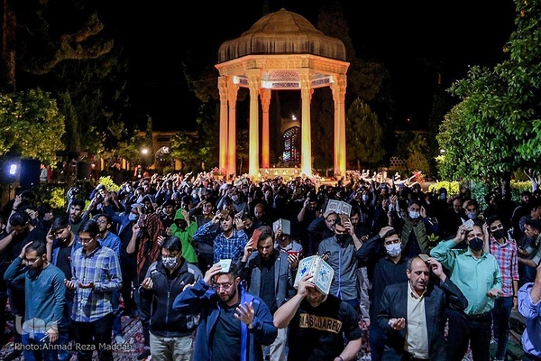 قرار بندگی؛ احیای شب 21 رمضان در ایران اسلامی