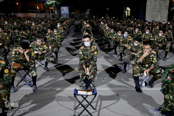 قرار بندگی؛ احیای شب ۲۳ رمضان در دانشگاه افسری امام علی(ع)