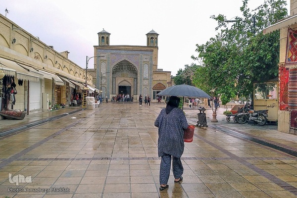 باران بهاری در مسجد تاریخی وکیل شیراز‎‎