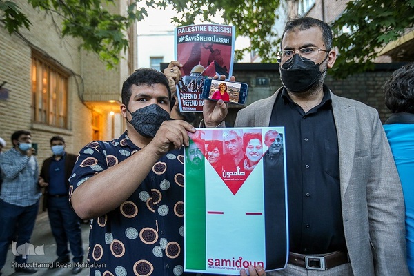 تجمع مردمی در محکومیت شهادت خبرنگار فلسطینی