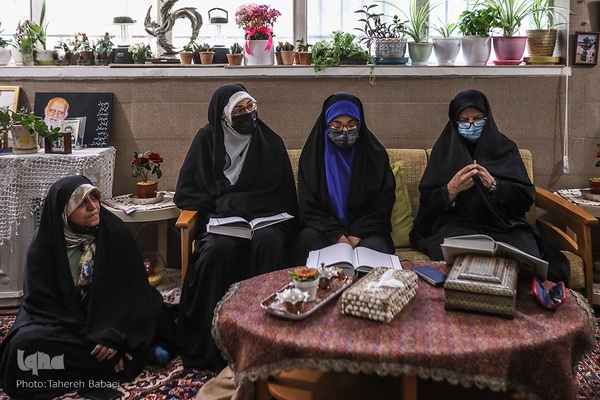 جلسه آموزش قرآن استاد موسوی بلده