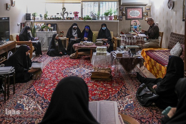 جلسه آموزش قرآن استاد موسوی بلده