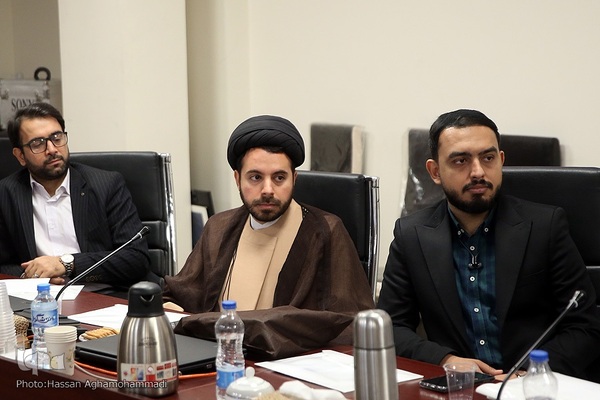 نشست توجیهی و آموزشی کاروان قرآنی (نور) اعزامی به حج تمتع سال 1401