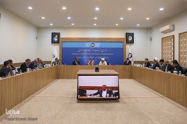 دیدار حجت‌الاسلام والمسلمین ایمانی‌پور، با وزیر فرهنگ، گردشگری و آثار باستانی عراق