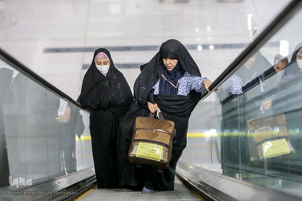 مراسم بدرقه اولین کاروان حجاج ایرانی