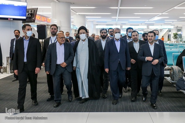 مراسم بدرقه اولین کاروان حجاج ایرانی