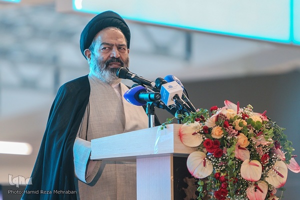 مراسم بدرقه اولین کاروان حجاج ایرانی