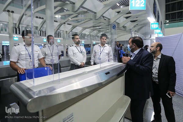 در حاشیه مراسم بدرقه اولین کاروان حجاج ایرانی