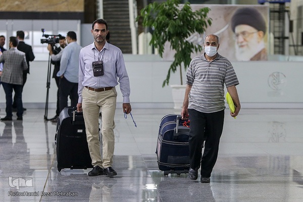 در حاشیه مراسم بدرقه اولین کاروان حجاج ایرانی