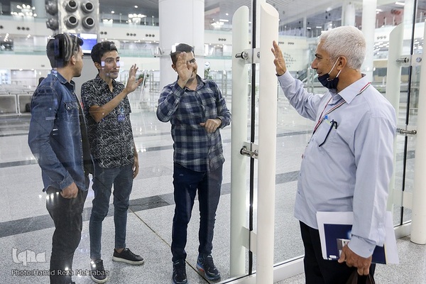 در حاشیه مراسم بدرقه اولین کاروان حجاج ایرانی