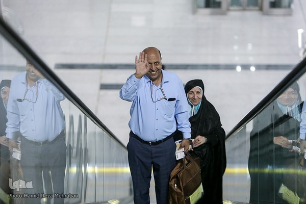 در حاشیه مراسم بدرقه اولین کاروان حجاج ایرانی