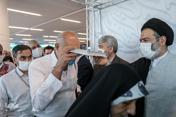 در حاشیه مراسم بدرقه اولین کاروان حجاج ایرانی