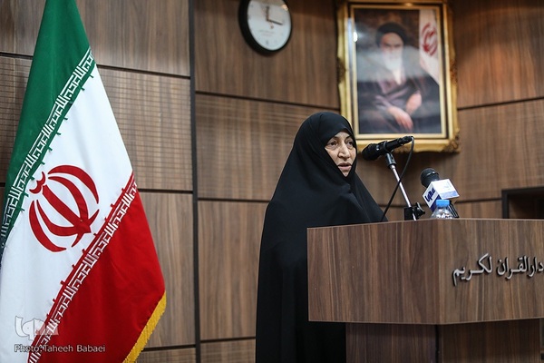 لاله افتخاری 