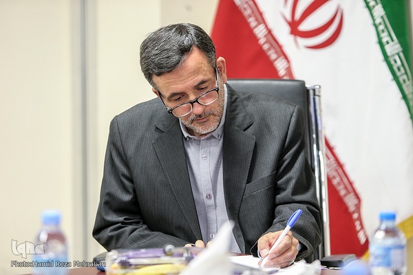 نشست مدیران مرکز امور قرآنی اوقاف با بانوان فعال قرآنی