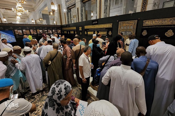 نمایشگاه بافت پرده کعبه در مکه مکرمه