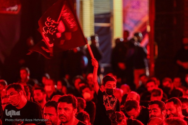 حسینیه ایران؛ پنجمین شب عزاداری در هیئت آیین حسینی