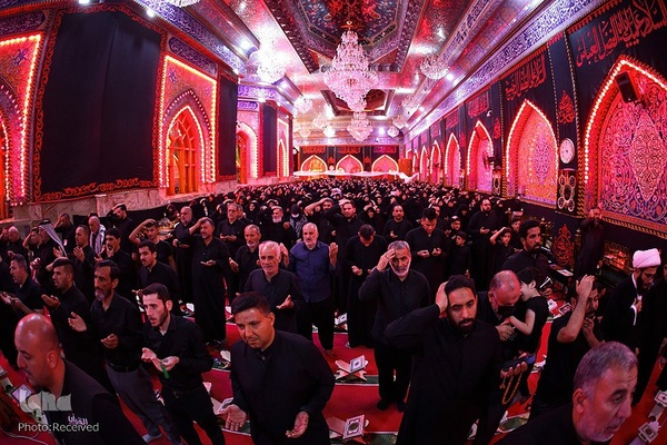 محفل انس با قرآن کریم در شب عاشورا در قرارگاه حسینی