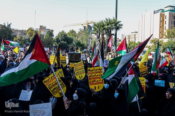 تجمع ضد صهیونیستی در میدان فلسطین