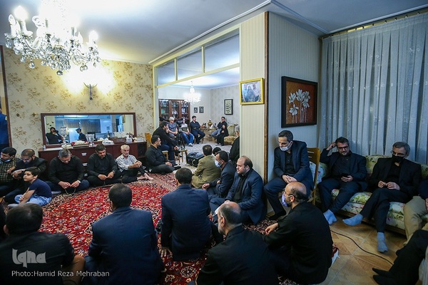 برگزاری جلسه تلاوت قرآن و عزاداری امام حسین(ع)