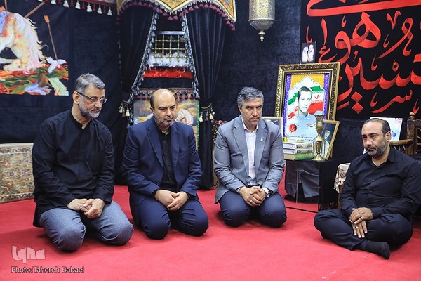 دیدار جامعه قرآنی با خانواده شهید عبدالله مداح