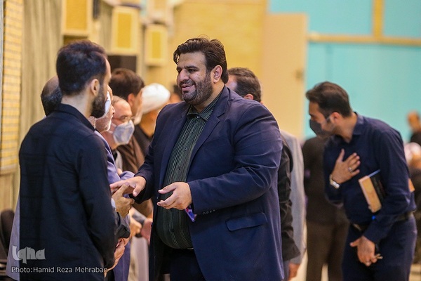 حضور حمید مجیدی‌مهر، رئیس مرکز امور قرآنی اوقاف در بزرگداشت حجت الاسلام والمسلمین حاج محمدرضا شهیدی پور