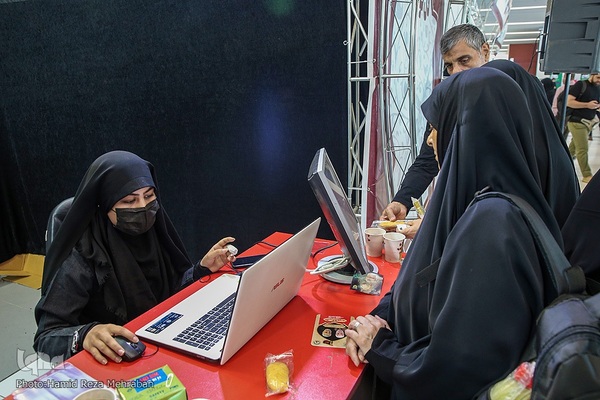 اعزام زائران اربعین از ترمینال سلام